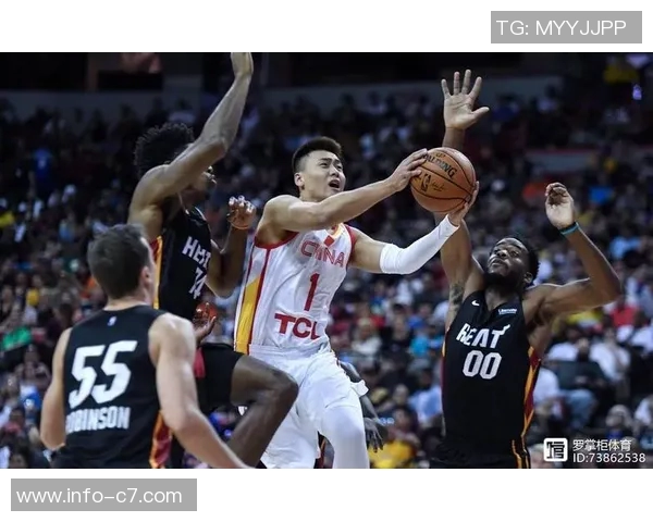 豪泽坚定支持普理查德期待他重拾状态并提升投篮表现