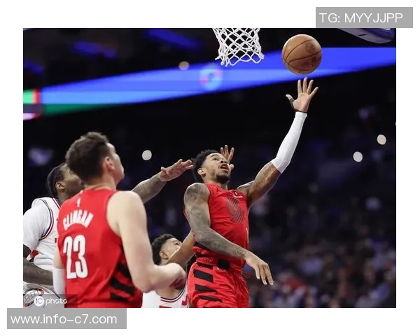 安芬尼西蒙斯替补发威24分钟砍下27分三分球命中率高达60